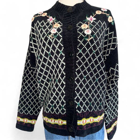 Vintage Sweaters - VINTAGE 90s Floral Embroidered Argyle Boxy Cardigan Feminine Whimsigoth | Size L